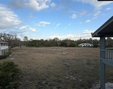 176 Palm View Court - Photo Thumbnail 22