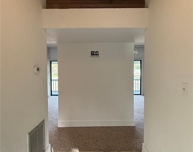 176 Palm View Court - Photo Thumbnail 23