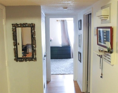 239 S Mcmullen Booth Road - Photo Thumbnail 10
