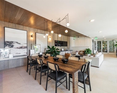 11929 Pioneers Way - Photo Thumbnail 14