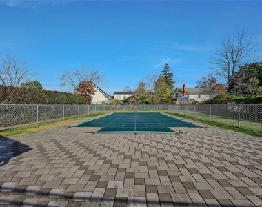 425 Old Shipyard Lane - Photo Thumbnail 25