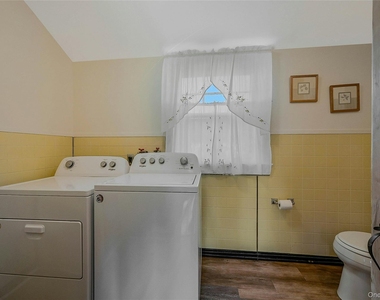 425 Old Shipyard Lane - Photo Thumbnail 11
