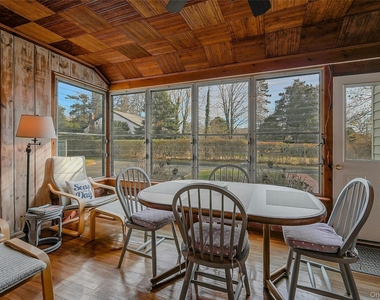 425 Old Shipyard Lane - Photo Thumbnail 9