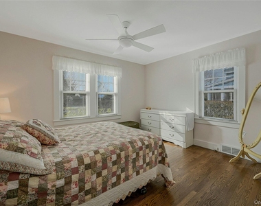 425 Old Shipyard Lane - Photo Thumbnail 19
