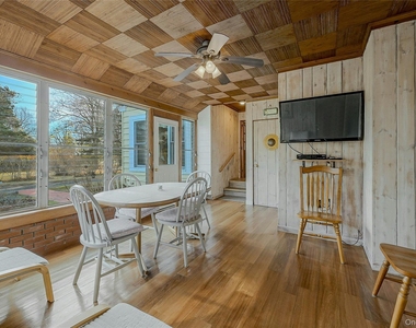 425 Old Shipyard Lane - Photo Thumbnail 10