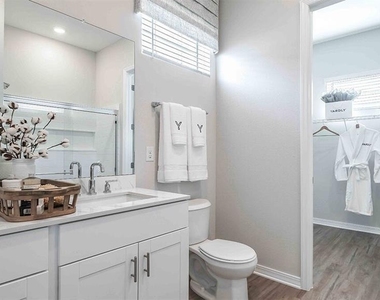 3800 Viceroy Place - Photo Thumbnail 15