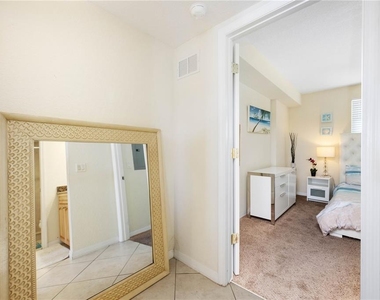445 Hamden Drive - Photo Thumbnail 19