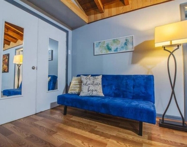 1731 Grayson Dr - Photo Thumbnail 9