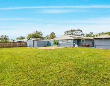 1731 Grayson Dr - Photo Thumbnail 24