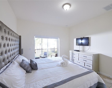 7505 Pellham Way - Photo Thumbnail 27