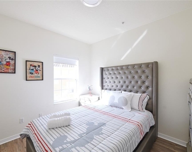 2745 Oakwater Drive - Photo Thumbnail 16