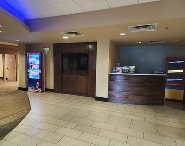 7601 Canada Avenue - Photo Thumbnail 8