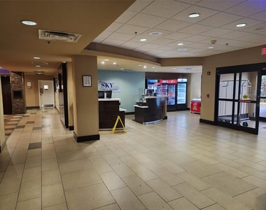 7601 Canada Avenue - Photo Thumbnail 10