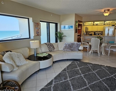 5207 S Atlantic Avenue - Photo Thumbnail 8