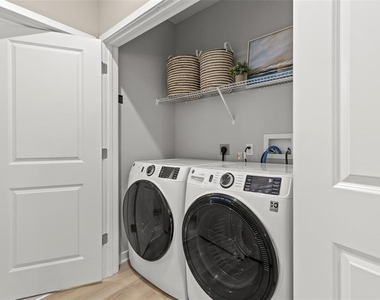 7210 Interbay Boulevard - Photo Thumbnail 11