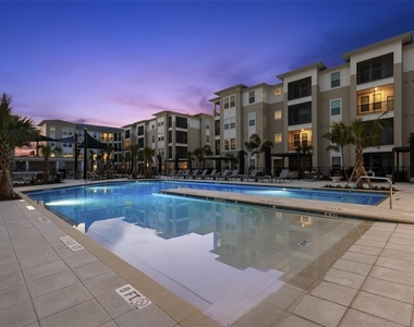 7210 Interbay Boulevard - Photo Thumbnail 1