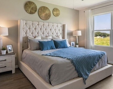 2429 Maidens Bluff Avenue - Photo Thumbnail 29