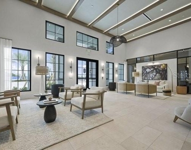 2790 Grand Ave Street - Photo Thumbnail 15