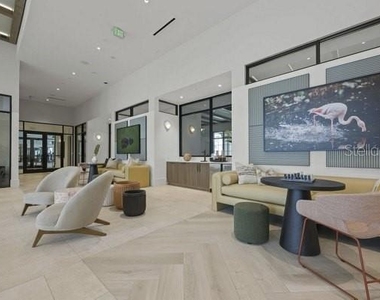 2790 Grand Ave Street - Photo Thumbnail 14