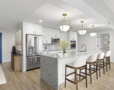 225 1st Avenue N - Photo Thumbnail 23