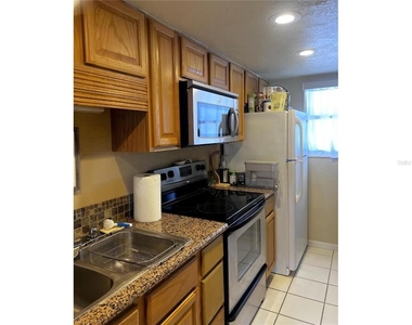 190 Paradise Boulevard - Photo Thumbnail 10