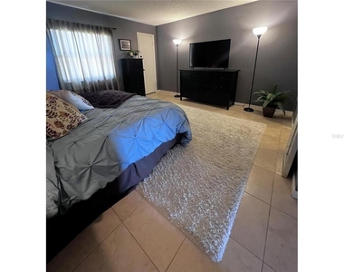 190 Paradise Boulevard - Photo Thumbnail 8