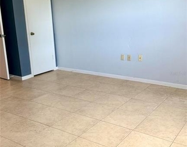 190 Paradise Boulevard - Photo Thumbnail 23