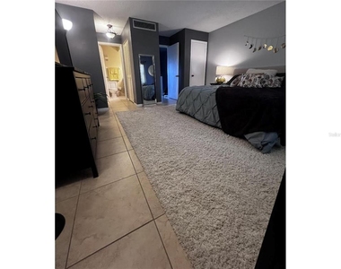 190 Paradise Boulevard - Photo Thumbnail 11