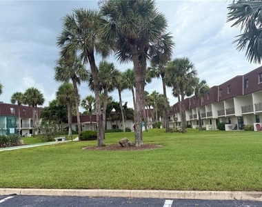 190 Paradise Boulevard - Photo Thumbnail 37