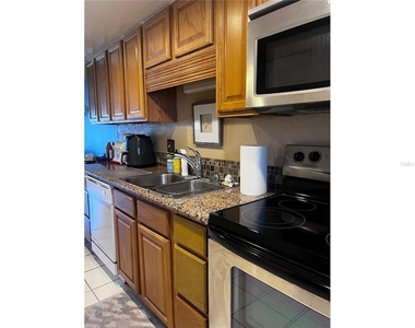 190 Paradise Boulevard - Photo Thumbnail 12