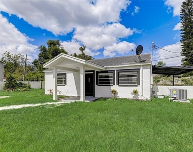 2600 S Crystal Lake Drive - Photo Thumbnail 25