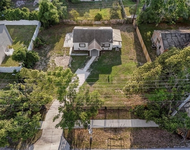 2600 S Crystal Lake Drive - Photo Thumbnail 40
