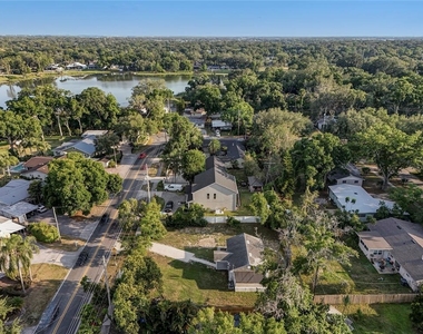 2600 S Crystal Lake Drive - Photo Thumbnail 34