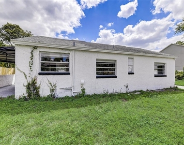 2600 S Crystal Lake Drive - Photo Thumbnail 30