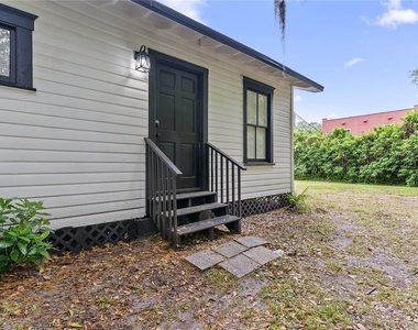 412 E Harwood Street - Photo Thumbnail 15