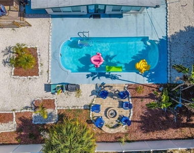 4401 Lenmore Street - Photo Thumbnail 22