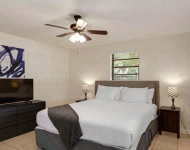 1202 Princeton Rd - Photo Thumbnail 6