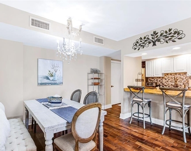 1212 Benjamin Franklin Drive - Photo Thumbnail 9