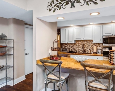 1212 Benjamin Franklin Drive - Photo Thumbnail 10