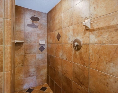 1212 Benjamin Franklin Drive - Photo Thumbnail 10