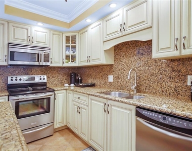 1212 Benjamin Franklin Drive - Photo Thumbnail 6