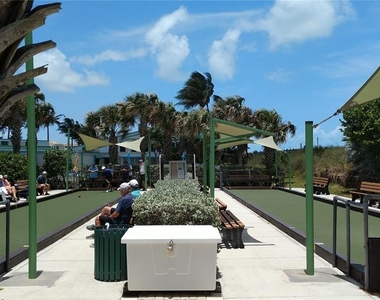 2400 S Ocean Drive - Photo Thumbnail 29