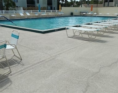 2400 S Ocean Drive - Photo Thumbnail 35