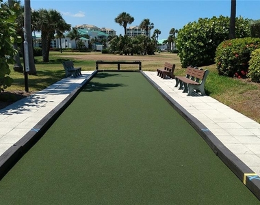 2400 S Ocean Drive - Photo Thumbnail 20