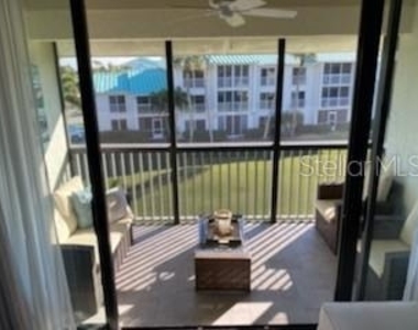 2400 S Ocean Drive - Photo Thumbnail 8
