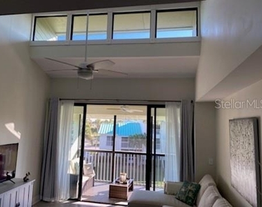 2400 S Ocean Drive - Photo Thumbnail 9