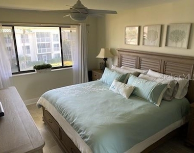 2400 S Ocean Drive - Photo Thumbnail 4