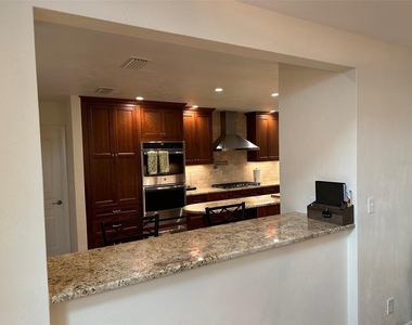 340 Troon Court - Photo Thumbnail 9