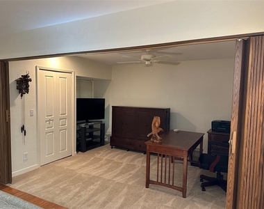 340 Troon Court - Photo Thumbnail 22