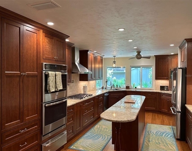 340 Troon Court - Photo Thumbnail 8